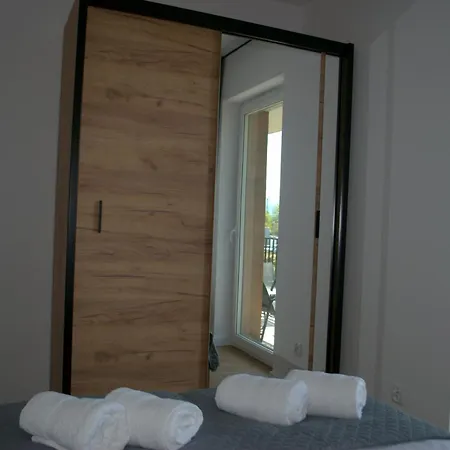 Karkonoska 29 *